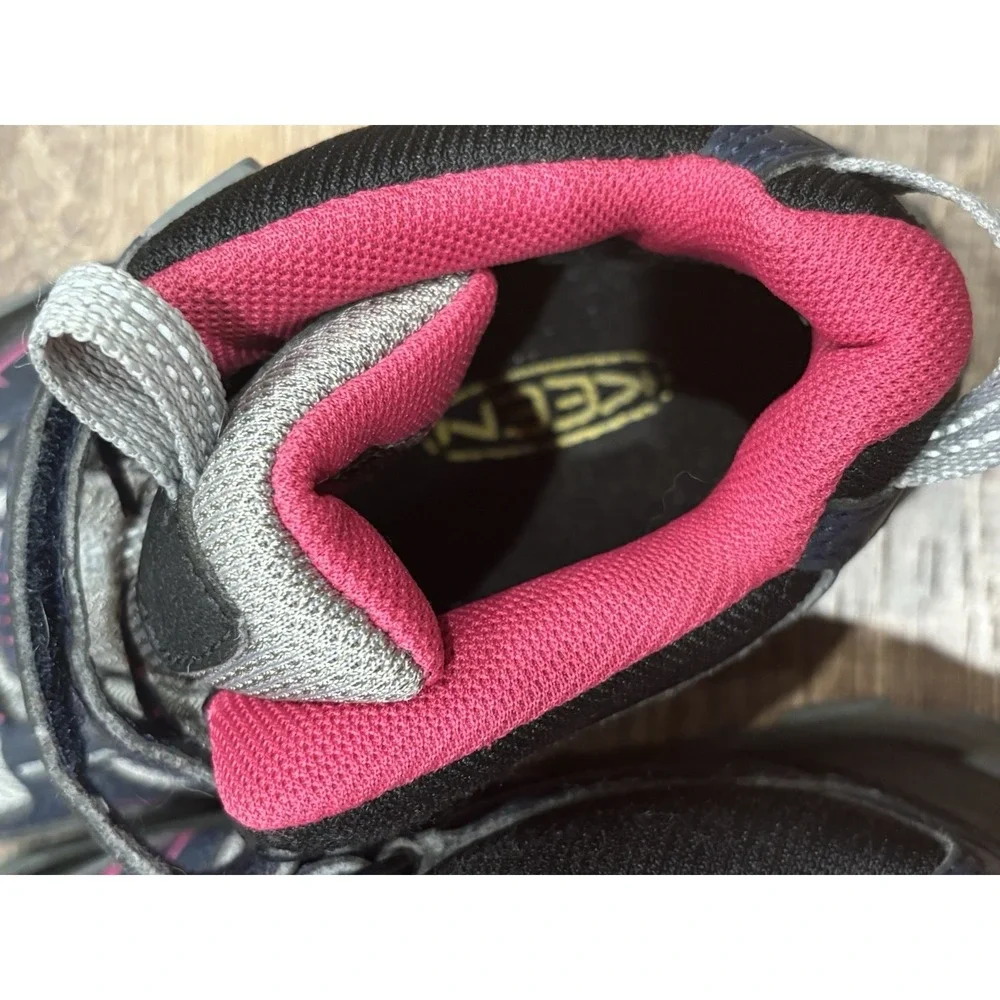 KEEN Oakridge Mid Waterproof Kids Hiking Boots Navy Gray Pink Size 12